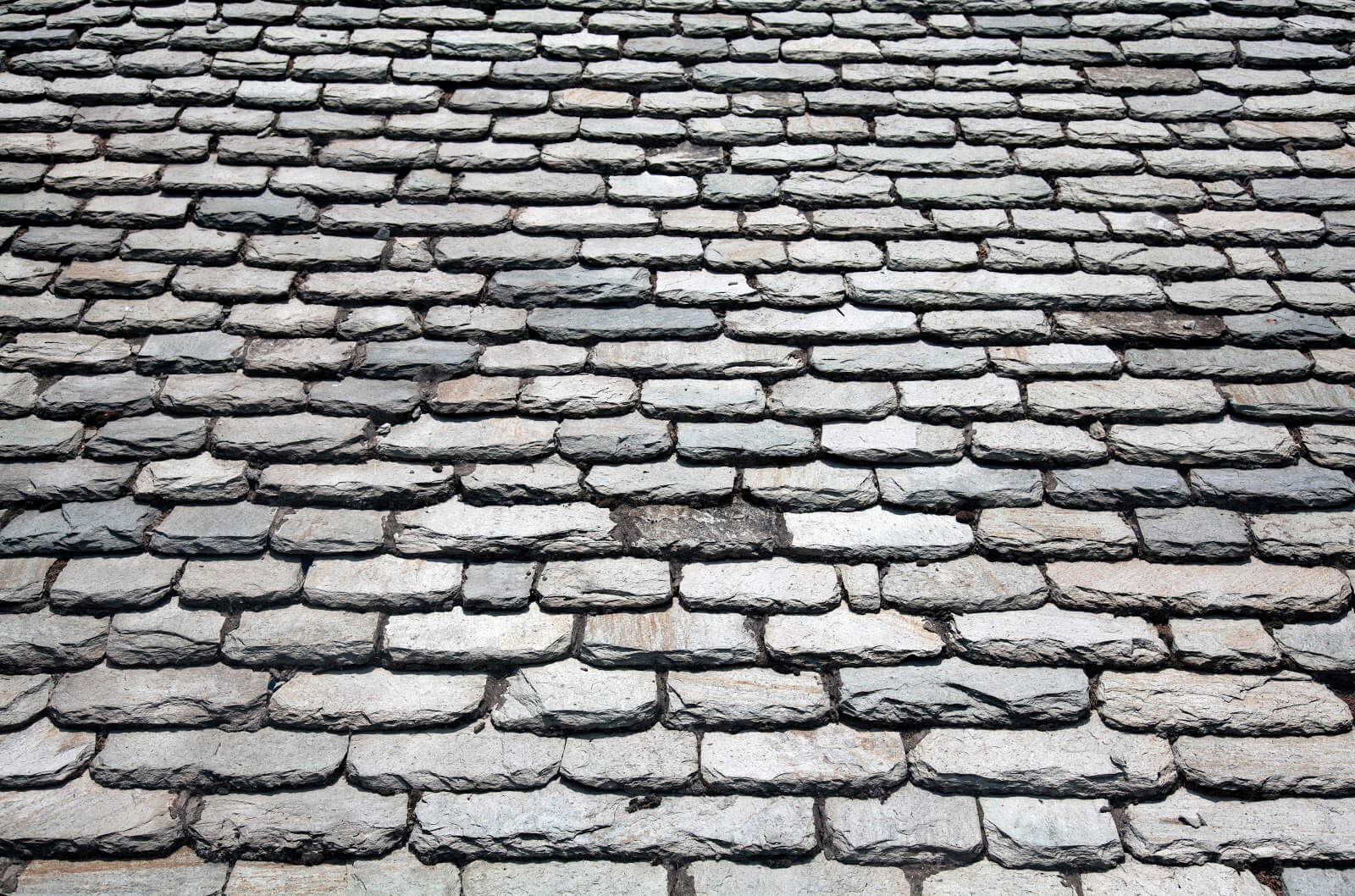 The Best Roof Types & Materials for Enduring Hurricanes and High Winds